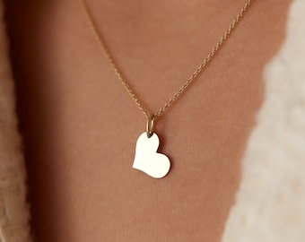 Heart Necklace / 14k Gold Heart Necklace /  Gold Necklaces / Love Necklace / Minimalist Heart Necklace / Dainty heart Necklace