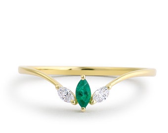 Marquise Emerald Ring / 14k Marquise Emerald and Marquise Diamond Ring / Natural Emerald Jewelry / Dainty Emerald Ring with Marquise Diamond