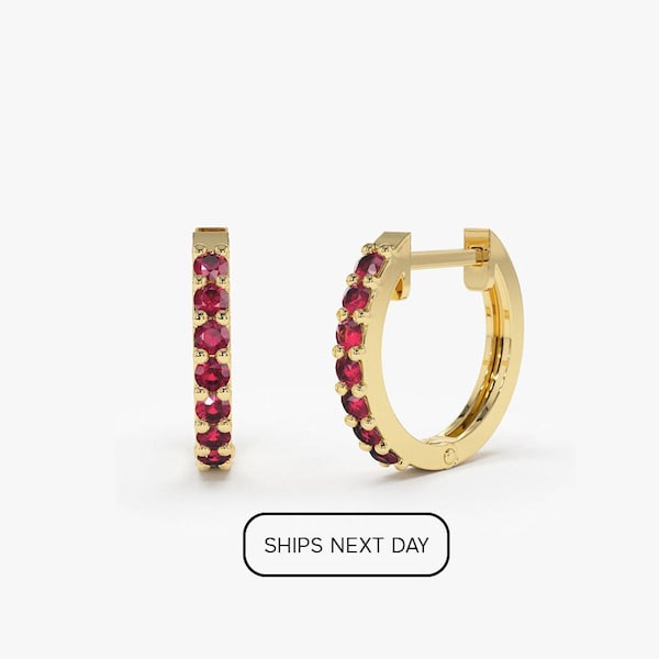 Boucles d'oreilles rubis naturel / Boucles d'oreilles Huggie / Boucles d'oreilles Huggie en or 14 carats 10 mm Rubis / Pierre de naissance de juillet / Idée cadeau de dernière minute, cadeau pour maman