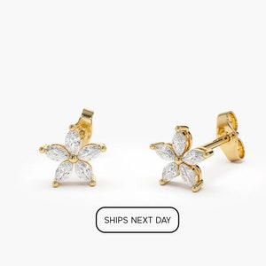Diamond Earrings / 14k Solid Gold Marquise Floral Studs / Marquise Cut Diamond Earrings / Minimalist Flower Earrings / Bridal Jewelry