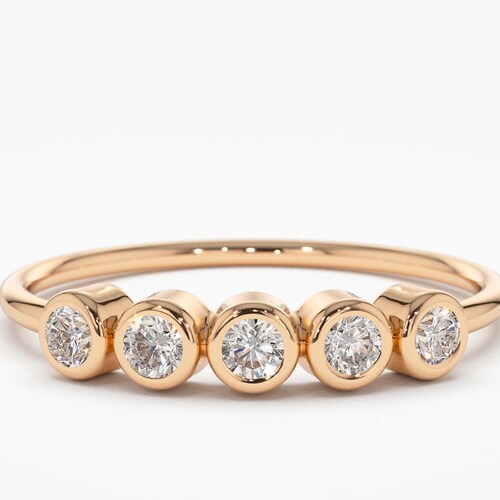 Curved Wedding Band | Melanie Casey