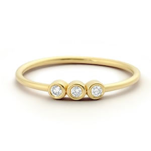 Trio Diamond Ring / 14k gold Diamond Ring / Dainty Three Stone Bezel Setting Ring / Bezel set diamond band / Promise Ring / Engagement Ring