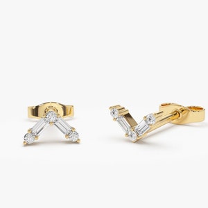 14k Gold Baguette and Round Diamond Dainty Earrings