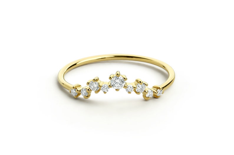 14k Curved Diamond Cluster Ring