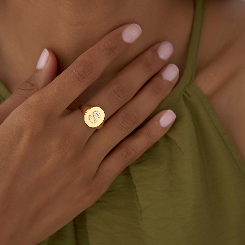Diamond Initial Signet Ring, 14K Solid Gold Personalized Oval Shape Diamond Signet Ring, Letter Diamond Signet Ring, Birthday Christmas Gift
