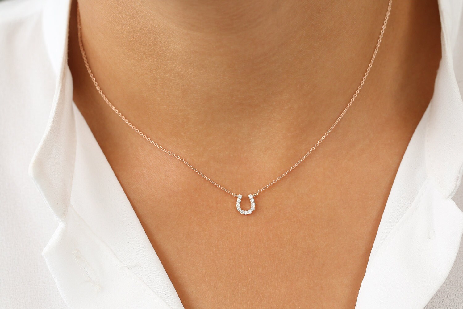 ネックレス・ペンダント wing bling 14k Emma Lucky Horseshoe Pendant 14K Gold Horseshoe Necklace, Horseshoe Pendant Necklace