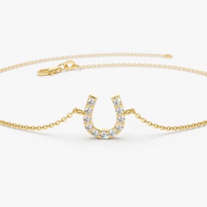 14k Gold Lucky HorseShoe Charm Bracelet