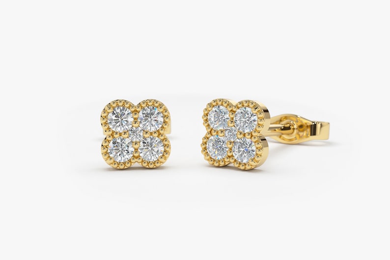 14k Gold Diamond Floral Cluster Stud Earrings