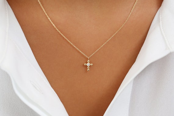 Bloomingdale's 14K Yellow Gold Small Cross Pendant Necklace, 18