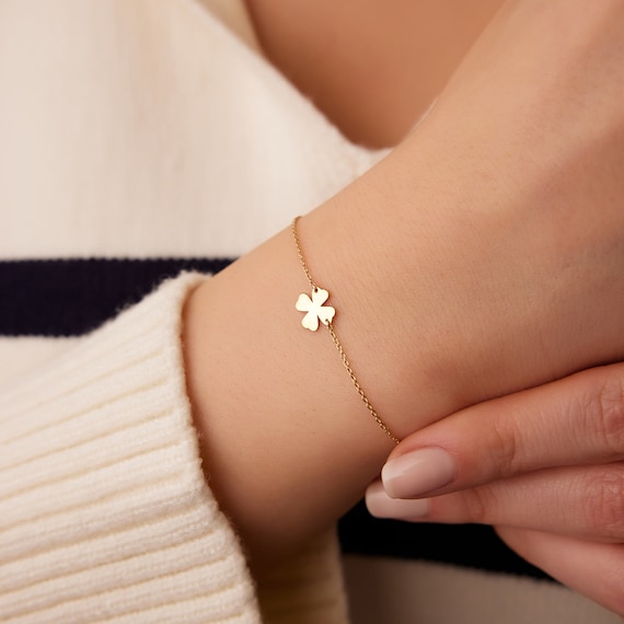Four Leaf Clover Green Clover Bracelet Elegant Fashion Designer Jewelry For  Women, Perfect Wedding Gift From Charming666, $4.17 | DHgate.Com