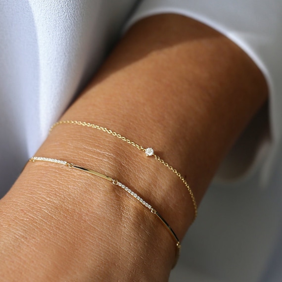 Bracelet en diamant / 14k Solid Gold Pave Diamond Bar Bracelet / Line Bar  Minimalist Dainty Diamond bracelet par Ferkos Fine Jewelry - Etsy Canada