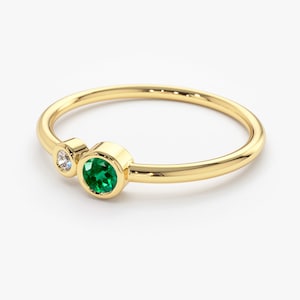 14K Gold Emerald and Diamond Birthstone Ring Side View