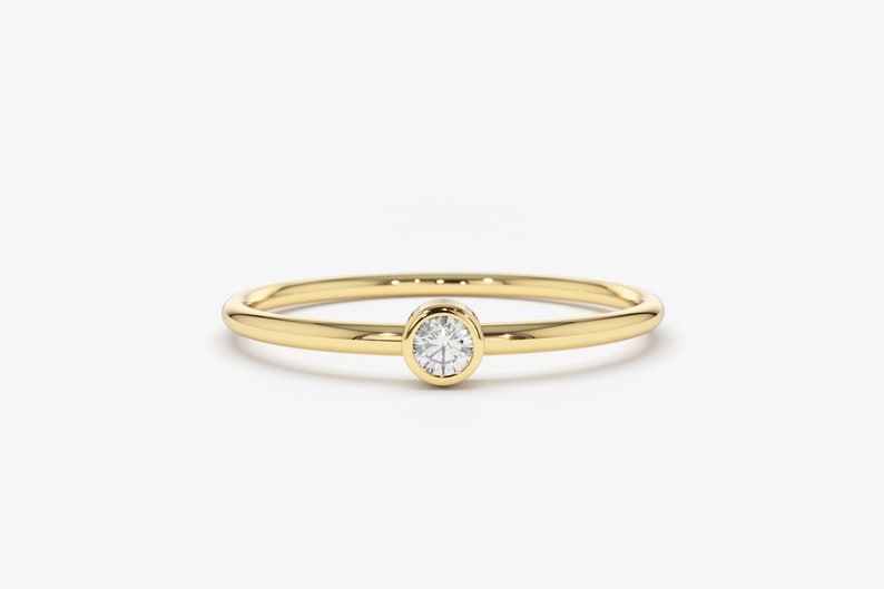 14k Diamond Solitaire Ring