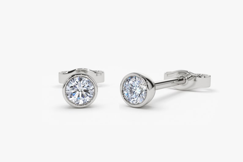 25 ct diamond stud earrings