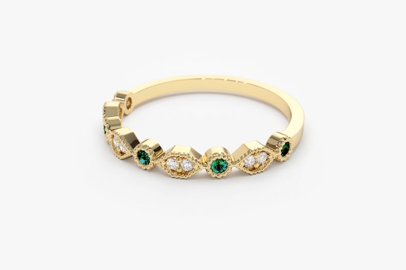Stackable Emerald Diamond Ring Side View