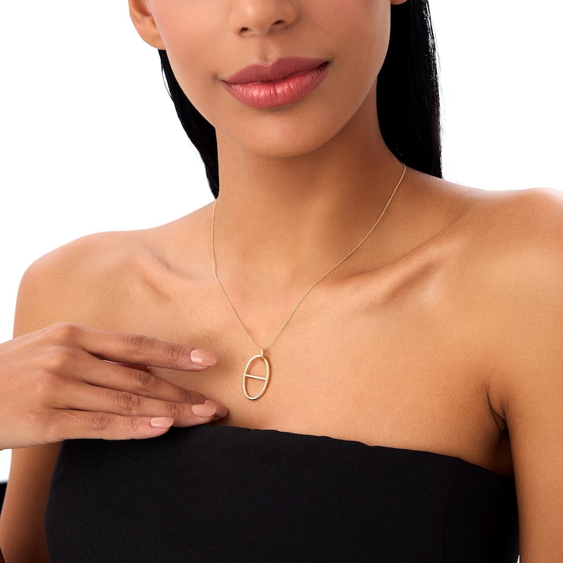 Minimalist Oval Pendant Necklace, 14k Gold Open Circle Necklace, Geometric Gold Necklace, Modern Gold Jewelry Gift for Her
