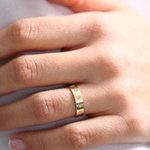 Star Setting Diamond Ring, 14k Gold Wedding Band with Diamond, Rose Gold Wedding Band Comfort Fit Wedding Band Diamonds