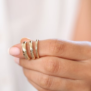 4MM Gold Wedding Band/ CLASSIC DOME Polished Men's & Women's Wedding Ring by Ferko's Fine Jewelry / Also available in Rose Gold, White Gold