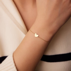 14k Gold Heart Bracelet / Heart Bracelet / Gold Bracelet / Love Bracelet / Minimalist Heart Bracelet / Dainty Bracelet Ferkos Fine Jewelry