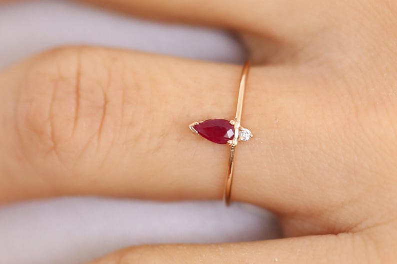 Ruby Ring / 14k Rose Gold Ruby Ring / Natural Ruby Ring / Rose Gold Gemstone Ring / July Birthstone / Tear Shape Ruby / Pear Shape Ruby 