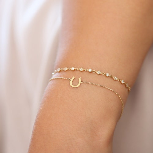 Horseshoe Bracelet / 14k Gold Bracelet /Trendy Gold Horseshoe Charm Bracelet / shops Dainty Layering Horseshoe Bracelet by Ferko's Fine Jewelry