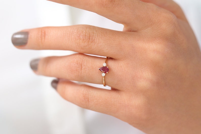 Pear Shape Ruby Engagement Ring in 14k Gold / Teardrop Ruby / - Etsy