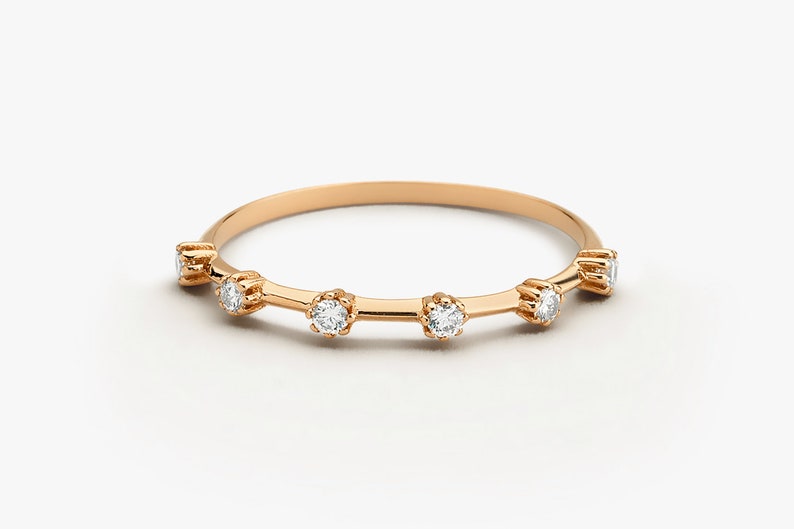 Diamond Wedding Ring in 14k Rose Gold