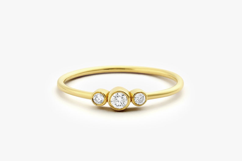 Three Stone Diamond Engagement Ring / 14k Gold Three Stone Round ...