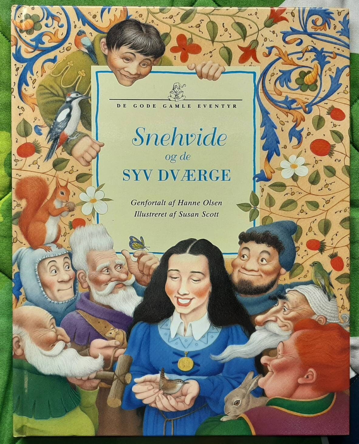 Snehvide De Syv Dvaerge Book Retold by Hanne and - Etsy Singapore