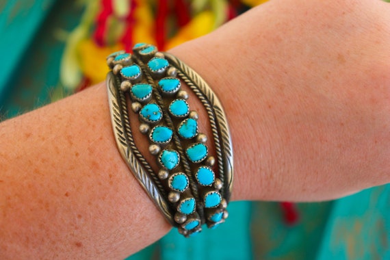 Old Pawn Zuni Turquoise Row Cuff - image 5