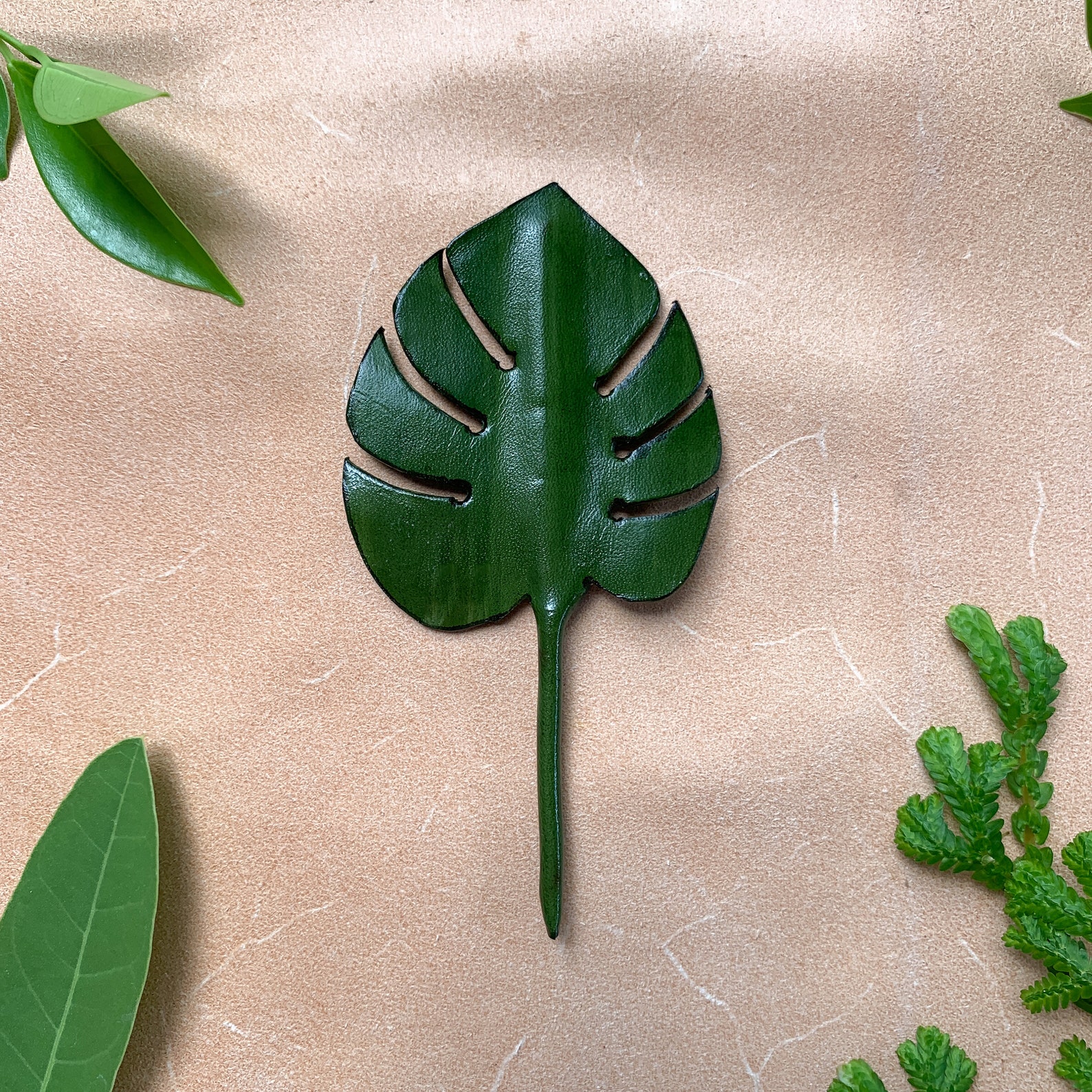 Monstera Key Hook Bendable Leather Handcraft / Refrigerator