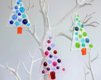 Glass Christmas Tree Decorations     10 x 6 cm