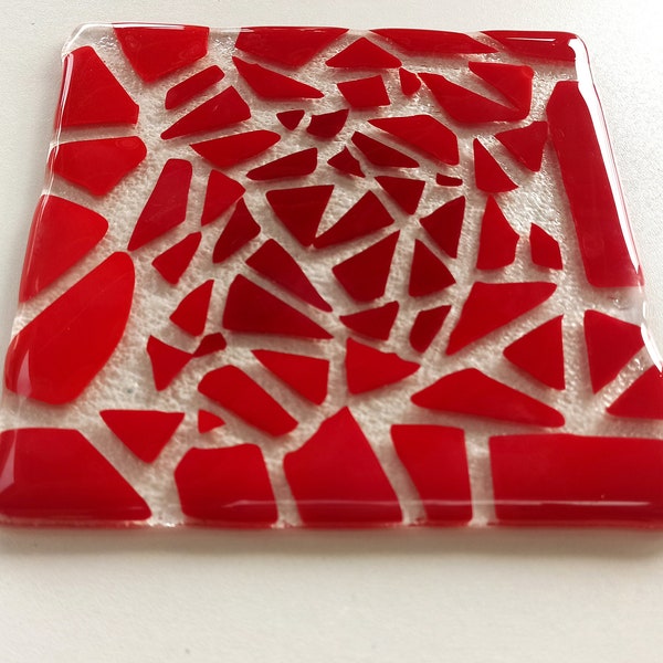 Dessous de plat en verre épais fusionné rouge pour votre table - pied en silicone