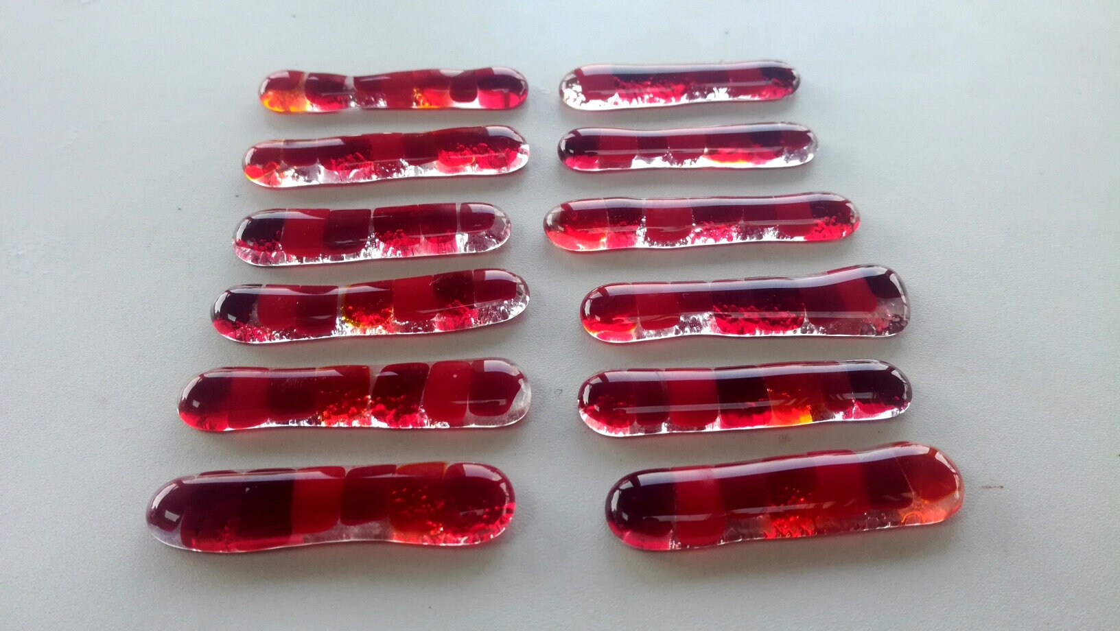 Lot de Porte Couteaux Rouges - Verre Fusionné Repose Baguette Pose Couvert