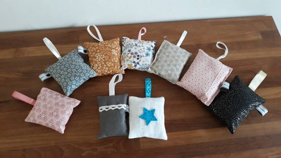 Sachet brodé en coton pour fleurs de lavandes