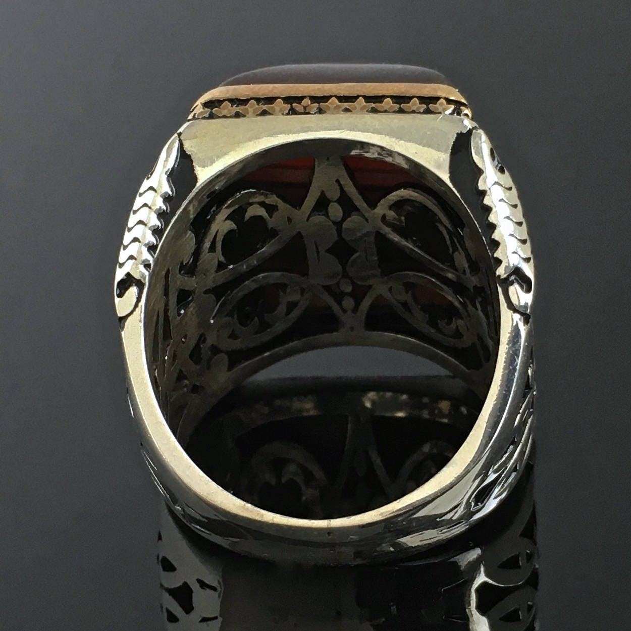 Anello da uomo in argento Sterling 925 con agata rossa (Aqeeq) con pietra simmetrica guerriero con motivo corona di re a maglia motivo corona di re accessorio regalo per San Valentino, Pietra Anello da uomo in argento Sterling 925 con agata rossa (Aqeeq) con pietra simmetrica guerriero con motivo corona di re a maglia motivo corona di re accessorio regalo per San Valentino, Pietra
