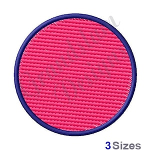 Puede incluir: Un parche bordado circular con un centro rosa texturizado y un borde azul oscuro. El texto "3 Sizes" se muestra en la parte inferior de la imagen.