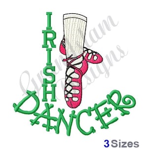 Puede incluir: Diseño bordado en verde de una bailarina irlandesa con un zapato rosa y las palabras "Irish Dancer" en verde.