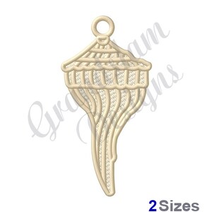 May include: A beige seashell charm with a detailed design, perfect for adding a touch of coastal style to your jewelry or crafts.