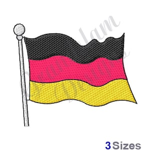Könnte beinhalten: Eine schwarz-rot-goldene Flagge Deutschlands an einem weißen Mast. Die Flagge weht im Wind.