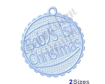 Può includere: Ornamento ricamato blu e bianco con il testo "Baby's 1st Christmas".