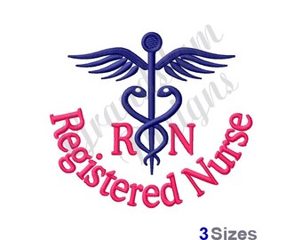 Pode incluir: Um símbolo de caduceu médico azul com asas e cobras, rodeado pelo texto "Registered RN Nurse" em rosa.