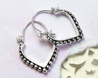 Sterling Silver Gótica Hoops