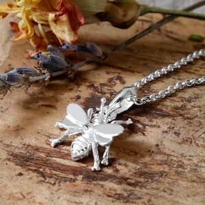 Sterling Silver Busy Bee Necklace