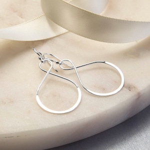 Sterling Silver Wire Teardrop Dangly Earrings
