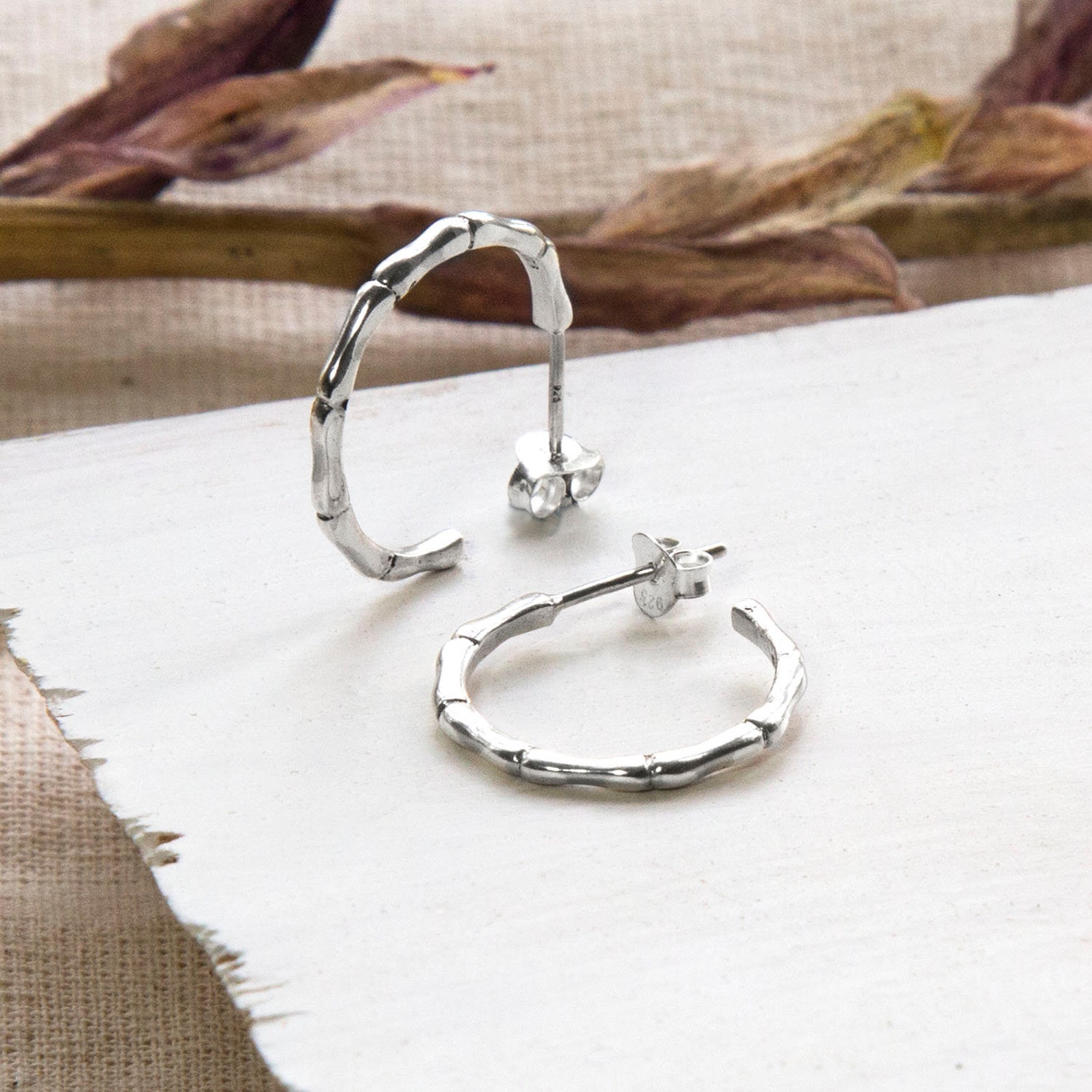 Bamboo Small Stud Hoop Earring - Gold