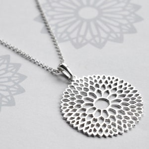 Sterlingzilveren chrysantenketting