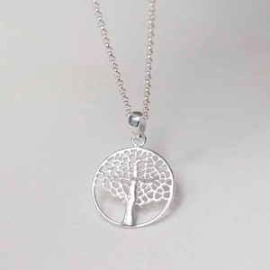 Eiche Baum Halskette aus Sterlingsilber