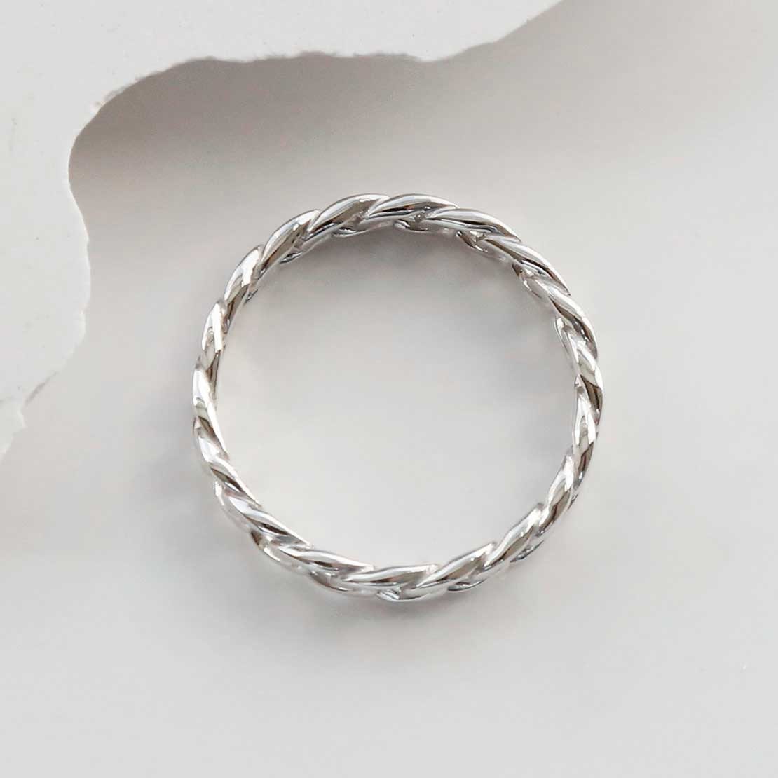 Thin Curb Chain Ring in Sterling Silver