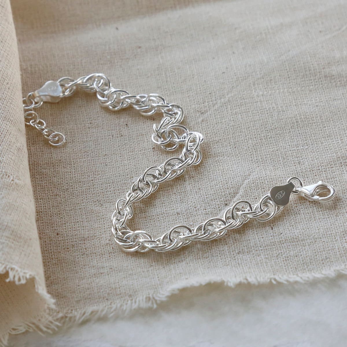 【roaju】twist rope bracelet〜ツイストロープブレスレット Twist Rope Bracelet | Fabulous Sounds